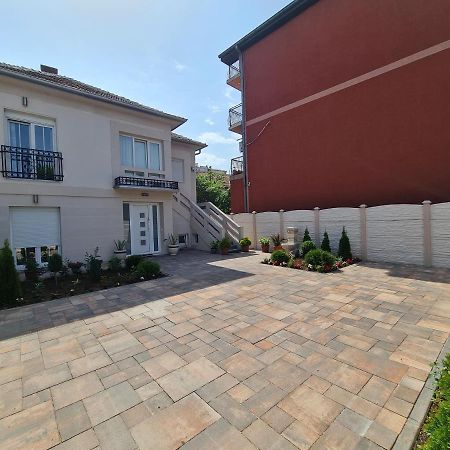 "Astor16" Apartments Nisz Zewnętrze zdjęcie